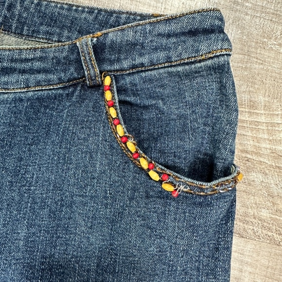 Y2K Cache Size 6 Denim Capri Jeans Cropped Blue Rhinestones Beaded Cuffed - Picture 4 of 13